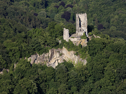 aerial photograph
                  of Burg Drachenfels - Castle Dragon Rock
