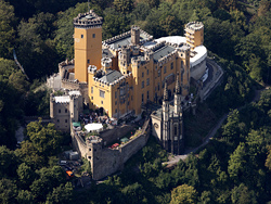 aerial photograph
                  of Schloss Stolzenfels