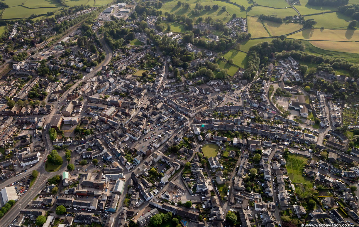 Ulverston-aerial-photo-rd01950.jpg
