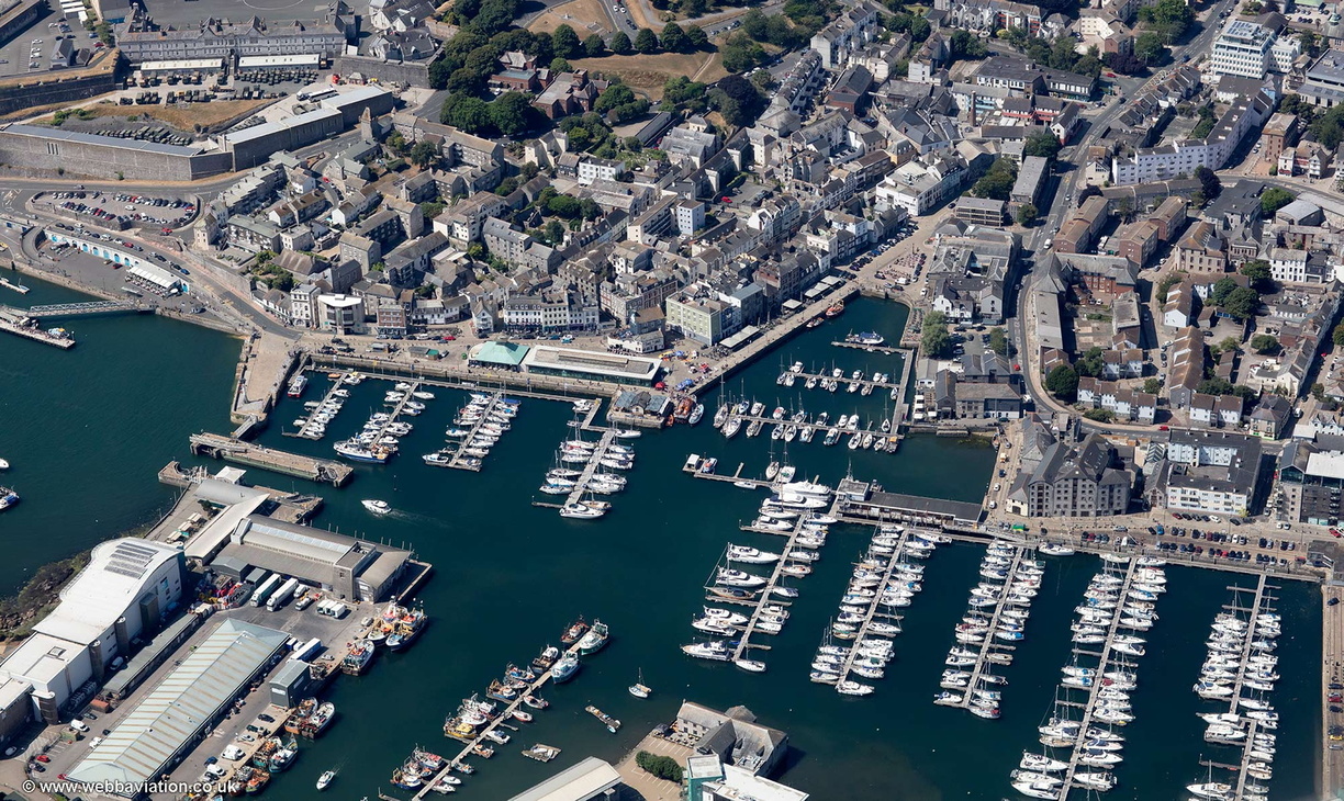The_Barbican_Plymouth_md14260.jpg
