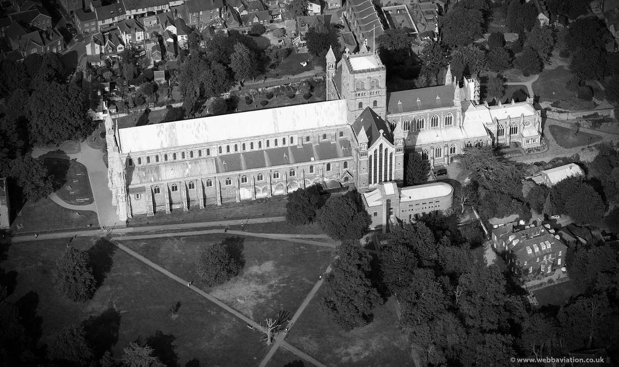 st_albans_cathedral_aa11138bw.jpg