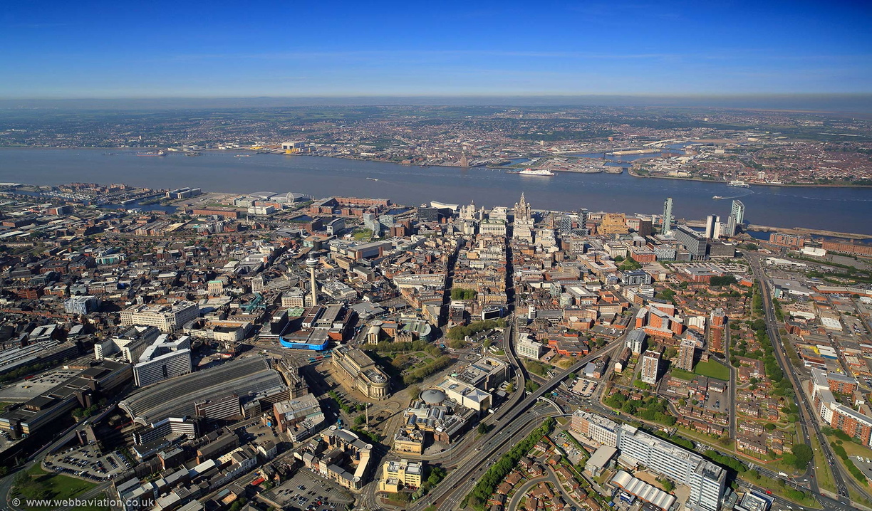 Liverpool_city_centre_aerial_hc35769.jpg