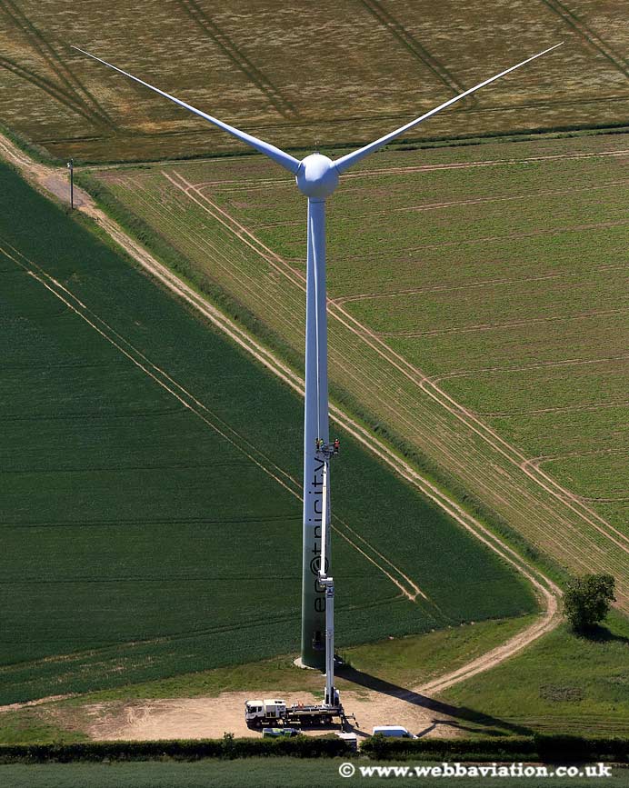 New_Wind_Turbine_jc18545.jpg